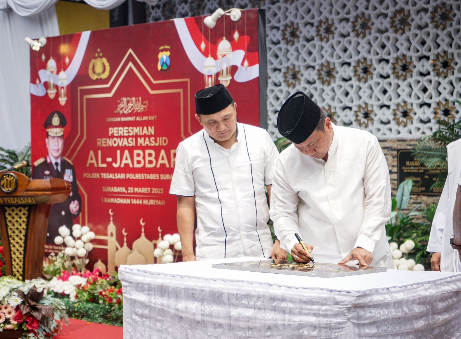 Awal Ramadhan, Kapolda Jatim Resmikan Masjid Al Jabbar di Polsek Tegalsari