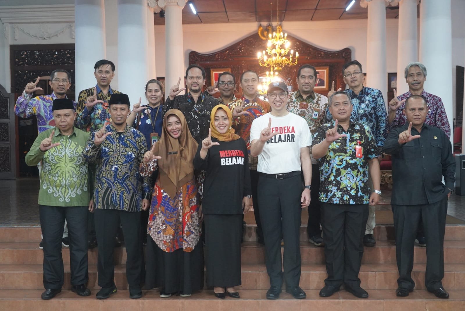 Tingkatkan Program Penggerak Guru di Bumi Majapahit, Bupati Ikfina Terima Kunker Dirjen PAUD-Dikdasmen Kemendikbud Ristek