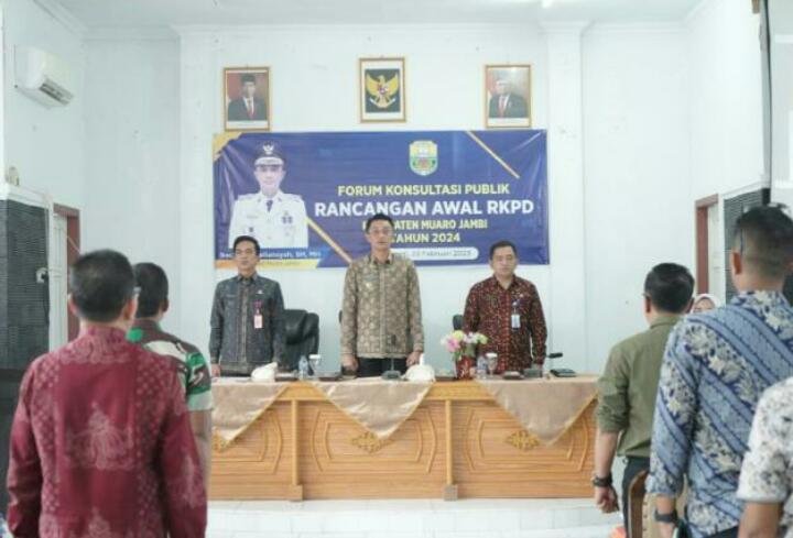 Pj. Bupati Bachyuni Buka Forum Konsultasi Publik di Aula Bappeda Muaro Jambi