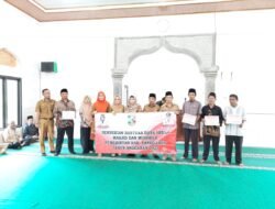 Bupati Tanggamus Berikan Bantuan Dana Hibah Masjid Di Minggu Pertama Ramadhan