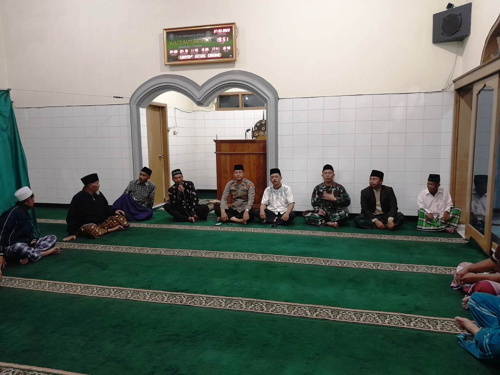 Danramil Trawas Bareng Forkopimcam & MWCNU Safari Ramadhan