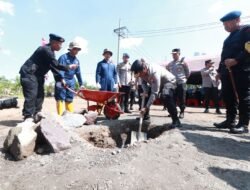 Kapolda Jatim Letakkan Batu Pertama Pembangunan Masjid Al Arif Darmawan