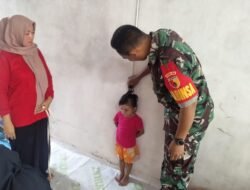 Babinsa Pos Ramil Mojoanyar Aktif Dampingi Layanan Posyandu