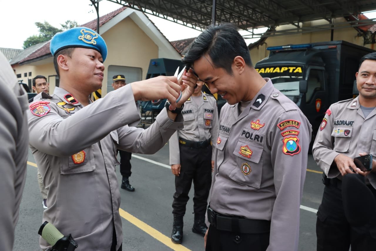 Gaktibplin Polresta Mojokerto, Temukan Rambut Personil Tak Rapi