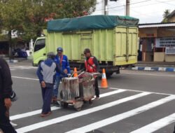 Cegah Laka Lantas Dishub dan Polresta Mojokerto Pasang Speed Trap
