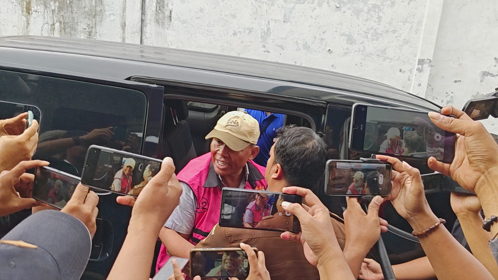 Korupsi Rp 1 Miliar, Kepala Desa Lolawang Mojokerto Ditahan di Rutan Kejati Jatim