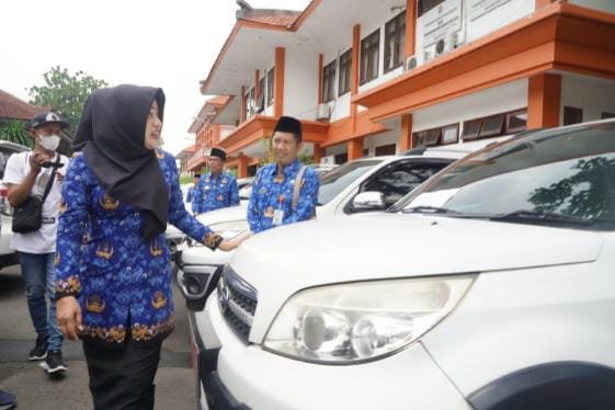 Jelang Cuti Bersama Lebaran 2023, Pemkab Mojokerto Gelar Apel dan Inpeksi Kendaraan Dinas Roda empat