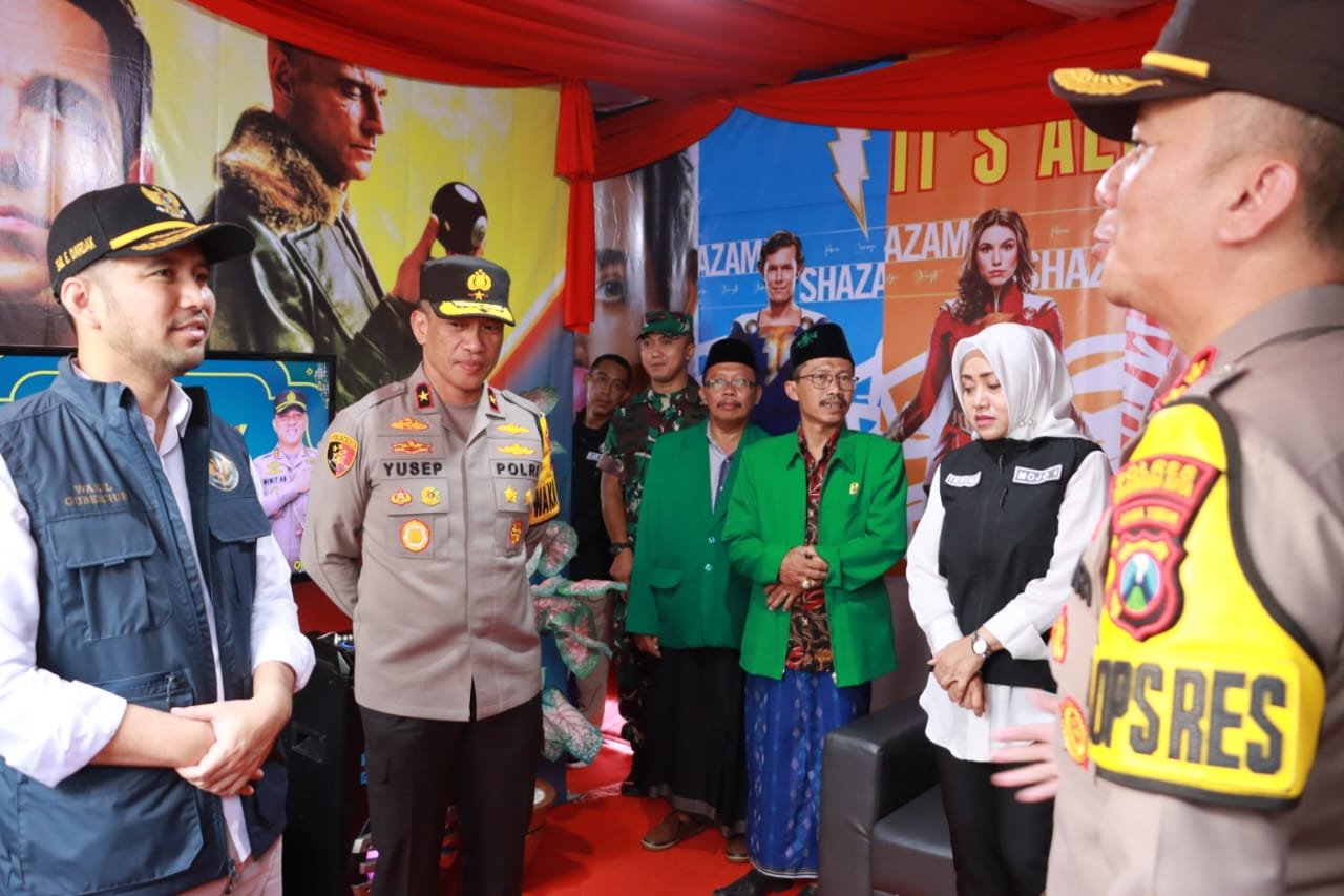 Bikin Penasaran Pemudik, Wagub Jatim Emil Dardak Apresiasi Posyan Exit Tol Penompo