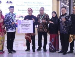 Peringati Hari Kartini, Bupati Gus Muhdlor Ajak Ratusan Kader Kesehatan Kampanyekan Hidup Sehat Cegah Stunting dan BABS