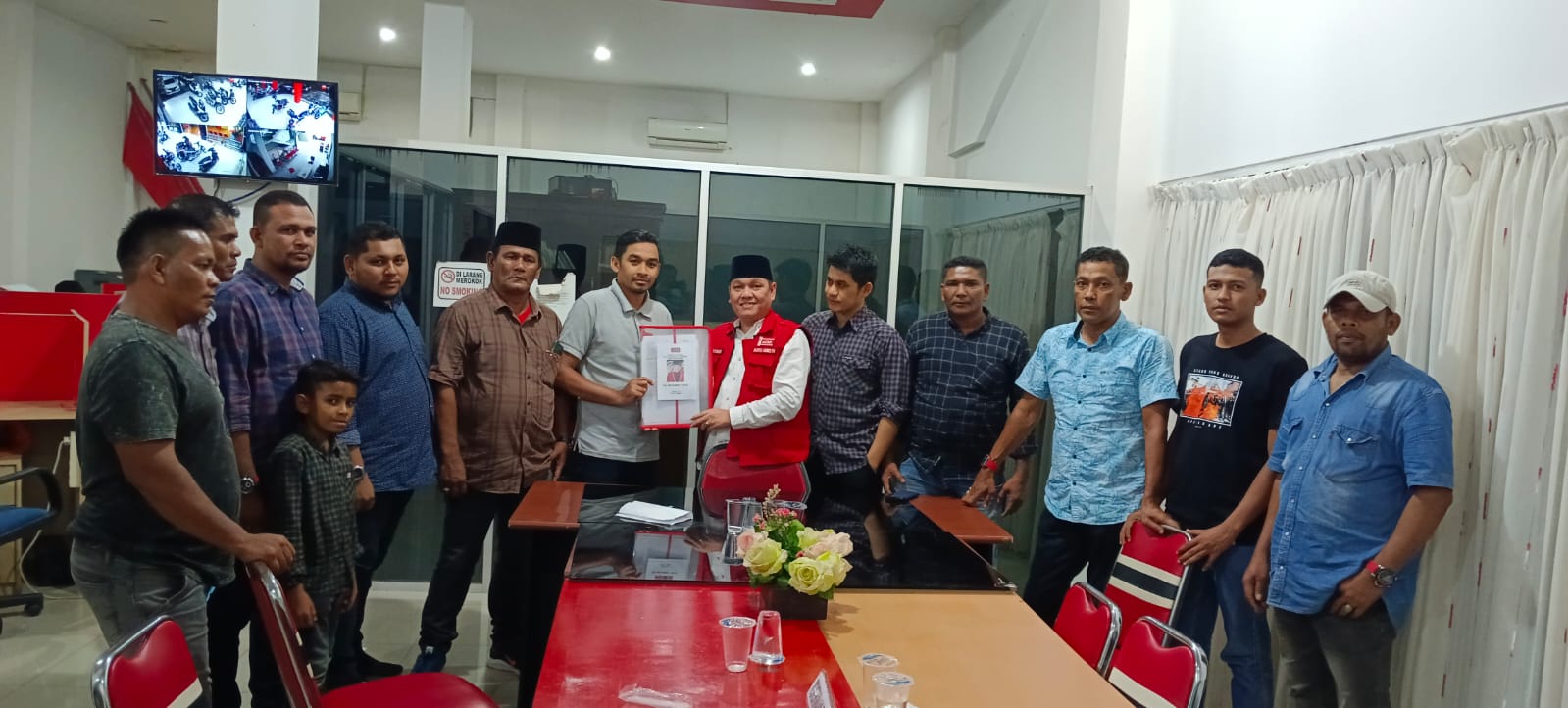 Atas ijin Dan Ridho Allah SWT  Tgk. M. Yunus Di Usung Kembali Menjadi Caleg DPRA dari Fraksi Partai Aceh