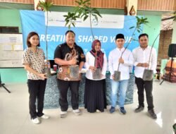 Tingkatkan Ekonomi Warga Mojokerto, PT LNK Tanam 200 Pohon Mangga