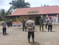 Demi Terciptanya Keamanan Dan Ketertiban Di desa Senergitas TNI -Polri Bentuk Pos Kamling