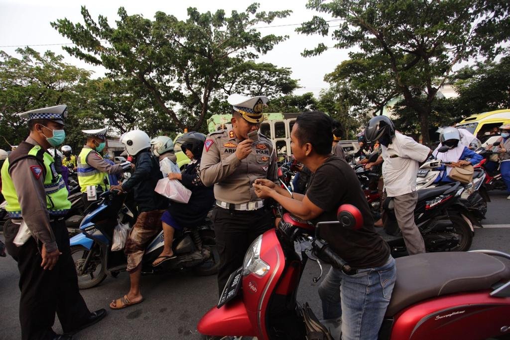 Cegah Ruang Gerak Curanmor, Polrestabes Surabaya Gelar Operasi Gabungan