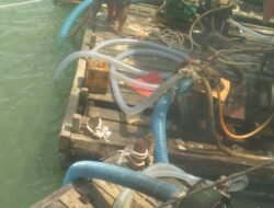 Aktivitas Tambang Timah Iilegal di Perairan Laut Selindung Desa Air Putih Mentok