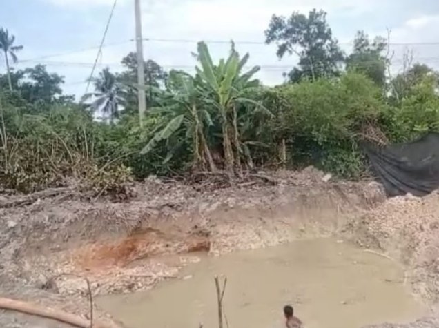 Aktivitas Tambang Timah Iilegal di Pemukiman Masyarakat Tanpa Tersentuh Aparat Penegak Hukum