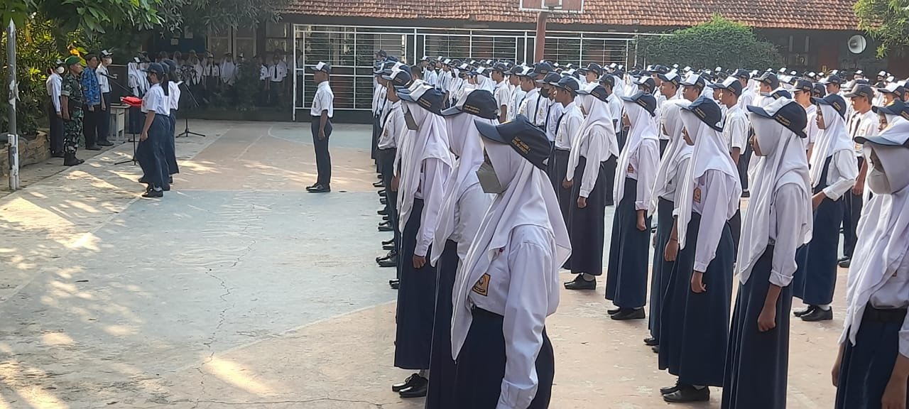Koramil 0815/19 Magersari Berikan Edukasi Wasbang Siswa-Siswi SMPN 9 Mojokerto