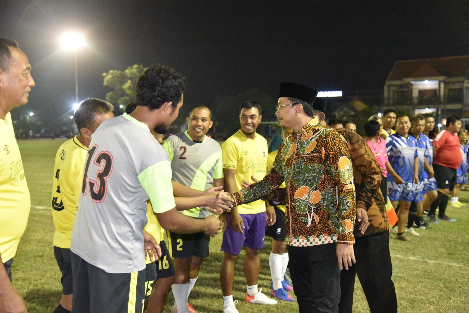 Fasum Desa Sumorame Direvitalisasi Jadi "Alun-alun", Gus Muhdlor Apresiasi Kekompakan Warga dan Kadesnya