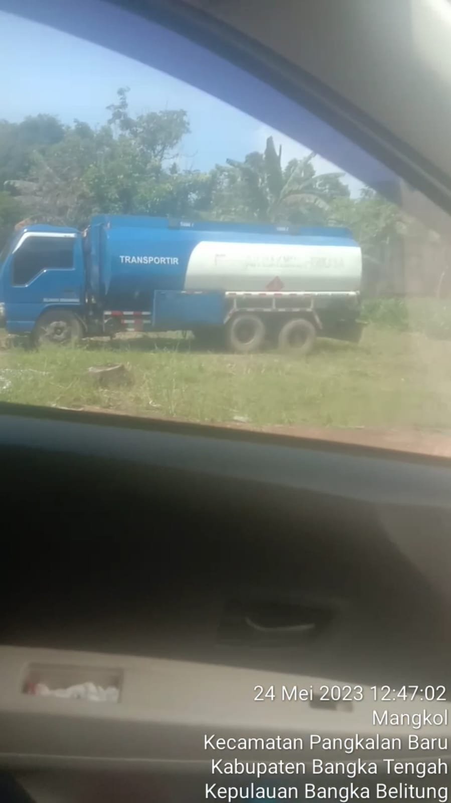 Mobil Tangki Isi Solar Bukan Dari Depot Pertamina atau Perusahaan Penyalur BBM Resmi