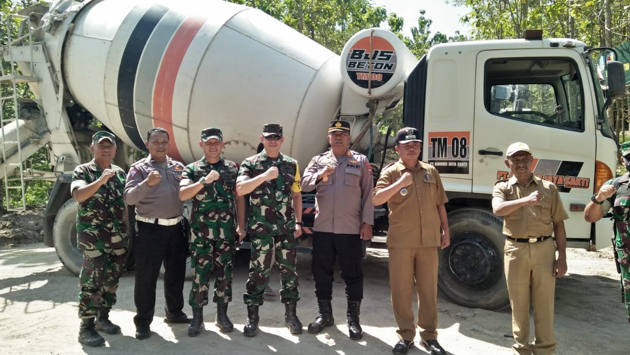 Polres Nganjuk Turunkan Puluhan Personel Dukung TNI Dalam Program TMMD