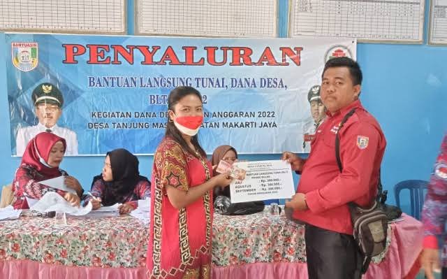 Dinilai Tak Beretika dan alergi terhadap pada awak media, Kades Tanjung Mas Kecamatan Makarti Jaya Blokir Nomor HP Wartawan Saat Konfirmasi