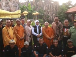 Jelang Perayaan Waisak, Gubernur Jatim Lakukan Kunjungan Ke Maha Vihara Majapahit