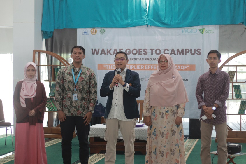 Wakaf Goes To Campus Bersama FoSSEI Nasional Kolaborasi Dompet Dhuafa di UNPAD Bandung