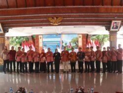 Buka sosialisasi Coaching Clinic, Bupati Ikfina Harapkan Perangkat Daerah Mampu Maknai PP