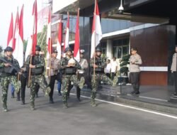 Kapolda Jatim Pimpin Tradisi Penyerahan Air Suci Sambut Hari Bhayangkara ke -77