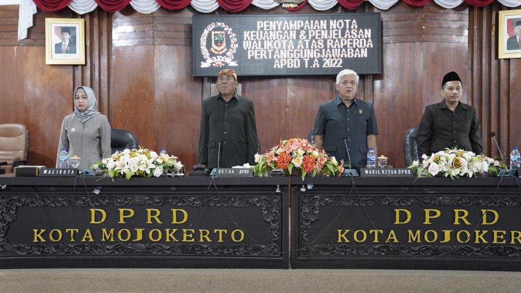 Rapat Paripurna DPRD Kota Mojokerto, Wali Kota Bacakan Pertanggungjawaban Pelaksanaan APBD TA 2022