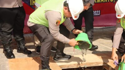 Kapolda Jatim Letakkan Batu Pertama Pembangunan Mako dan Gedung SPKT Polres Sumenep