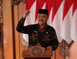 BUKA PELATIHAN HAND BOUQUET, WALI KOTA MOJOKERTO AJAK GALI POTENSI PEREMPUAN