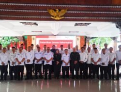 Hadiri Pelantikan Dewan Pengurus Kehormatan Dan PMI Kecamatan, Bupati Ikfina Minta Komitmen PMI Terhadap Masalah Kemanusiaan