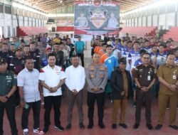 Pertarungan Final Turnamen Bola voli Piala Kapolres Aceh timur CUP II