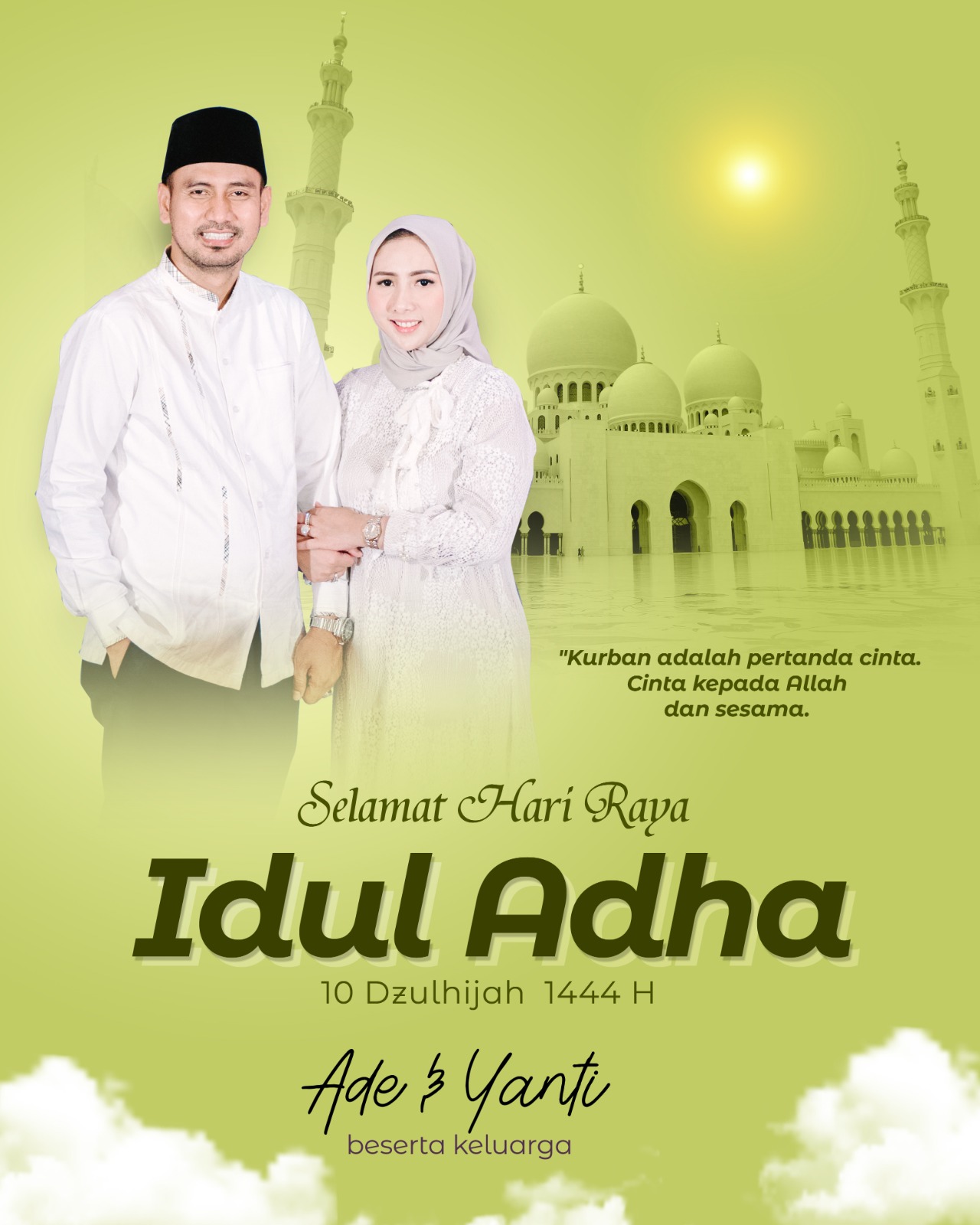 Ade Erlanda Owner Angkasa Indah Tour And Travel Beserta Istri Yanti Mengucapkan Selamat Hari Raya Idul Adha 1444 H