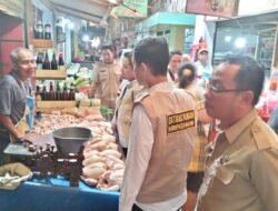 Satgas Pangan Polres Malang Sidak Pasar, Pastikan Stok Bahan Pokok Aman Jelang Idul Adha