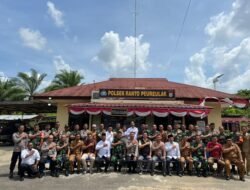 Wujud Nyata Sinergitas, Camat Bersama Danramil 14/RTP Beri Ucapan Hari Bhayangkara Kepada Kapolsek Ranto Peureulak
