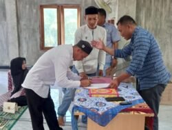 Pelantikan Perangkat Desa Seuneubok Buloh idi Tunong  Berjalan Sukses