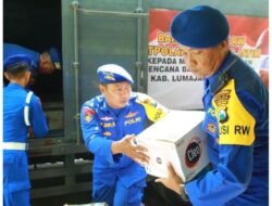 Polisi RW Ditpolairud Polda Jatim Kirim Bantuan Sembako dan Obat – obatan ke Lumajang