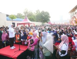 Berangkatkan Jalan Sehat PKK, Wali Kota Mojokerto Kampanyekan ‘LISA BERDASI’