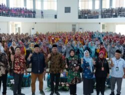 Kabar Gembira! Bupati Sidoarjo Gelontor Insentif dan Honor Bagi 190 Nakes dan 10.558 Kader Posyandu