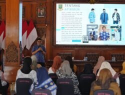 Pelatihan Batik, Wali Kota Mojokerto Harapkan Pengrajin Batik Menarasikan Filosofi Dari Coretan di Atas Kain