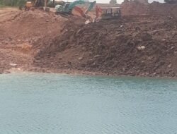 Aktivitas Tambang Timah Diduga Illegal Menggunakan 6 Alat Berat Excavator Diduga Milik Tumping