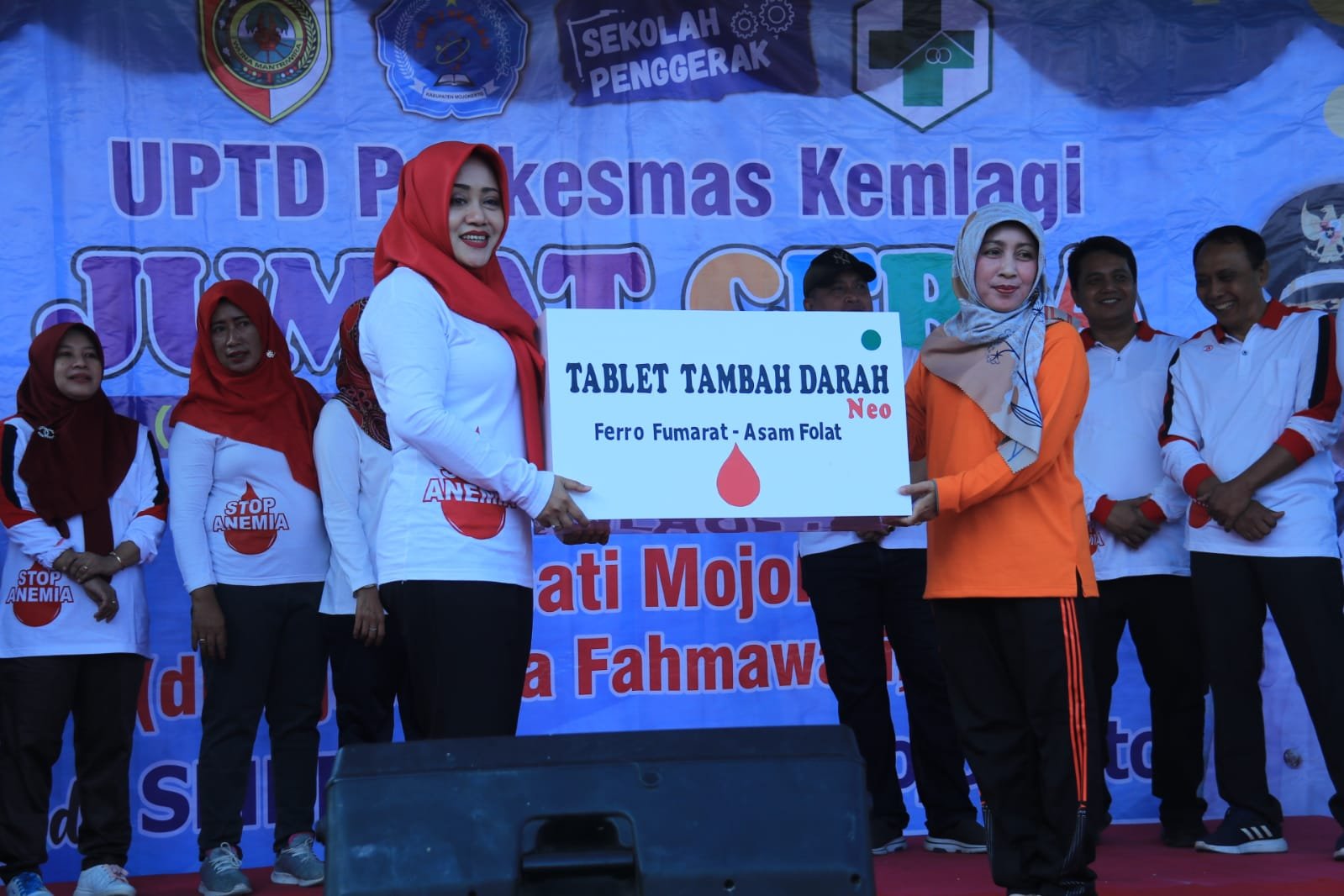 Cegah Calon Ibu Alami Anemia Kronis, Pemkab Mojokerto Gelar Minum TTD Di SMP Negeri 2 Kemlagi