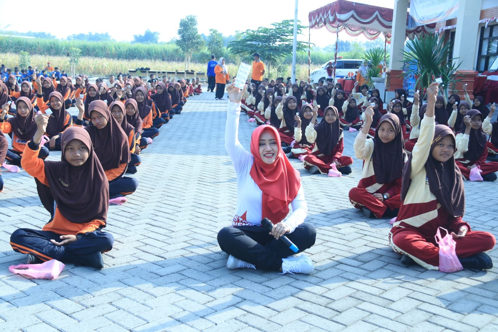 Cegah Calon Ibu Alami Anemia Kronis, Pemkab Mojokerto Gelar Minum TTD Di SMP Negeri 2 Kemlagi