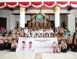 Pelepasan Kontingen Pramuka Sidoarjo ke Raimuna Nasional XII Oleh Wabup Subandi