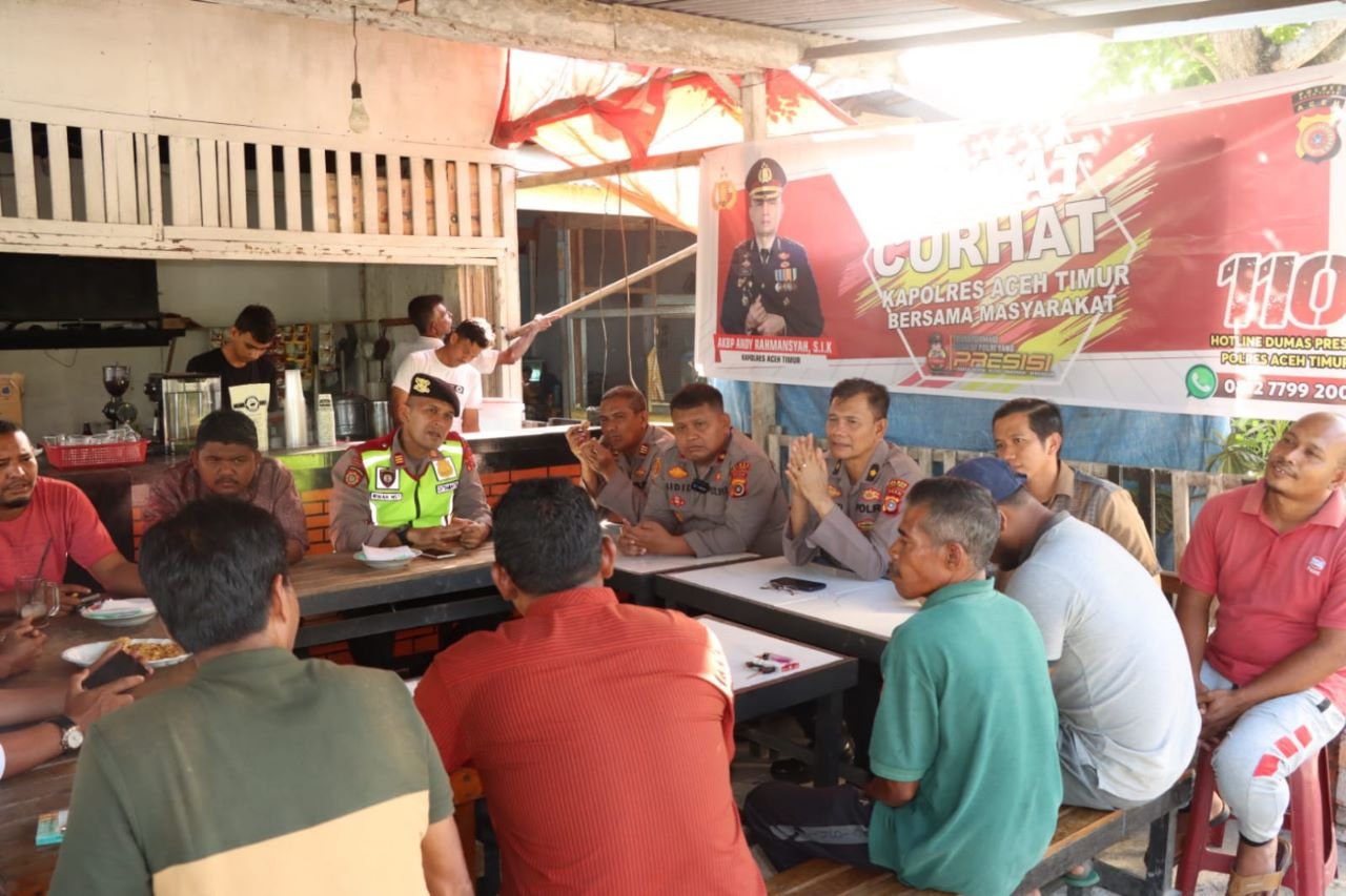 Jumat Curhat, Wakapolres Aceh Timur Edukasi Kamtibmas Warga Peudawa