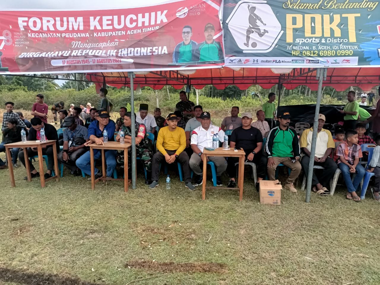 Turnamen Bola Kaki Antar Gampong Dimulai Ketua APDESI Aceh Timur Berikan Kata-Kata Sambutan