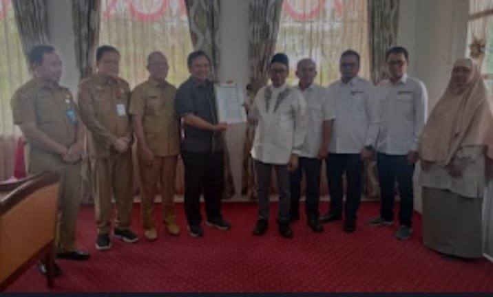 Pj Bupati Aceh Timur, Terima SK Pembangunan Jaringan Irigasi Sayap Kanan Jambo Aye