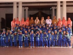 Kenalkan Profesi Kepala Daerah, RA Kecamatan Pungging Kunjungi Kantor Bupati Mojokerto