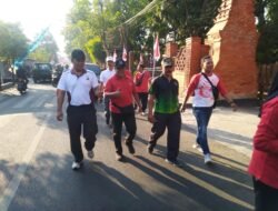 Peringati HUT Ke-78 Kemerdekaan RI, Koramil Prajurit Kulon Bareng Forkopimcam Gelar Jalan Sehat